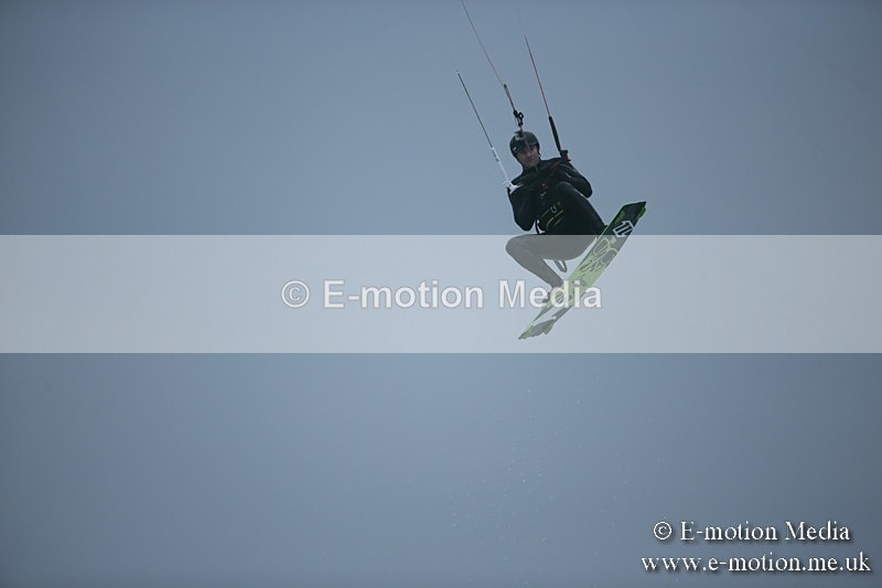 KS 030413-101 - Kite Surfing