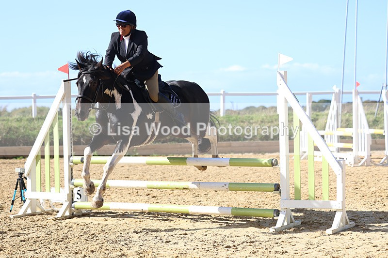 3E7A5240 - Class 9: 80cm Senior