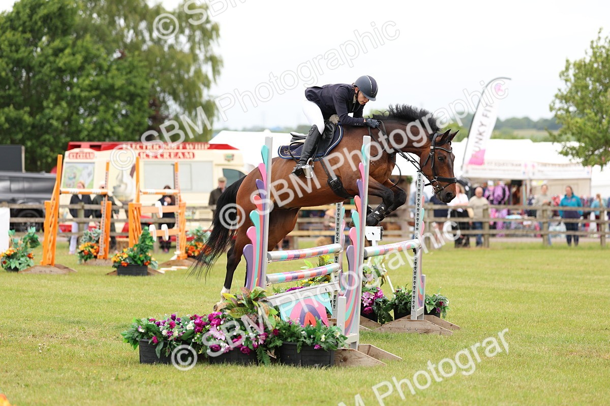 SBM_11785 - Class 205 - Tarmac Senior 1m Open