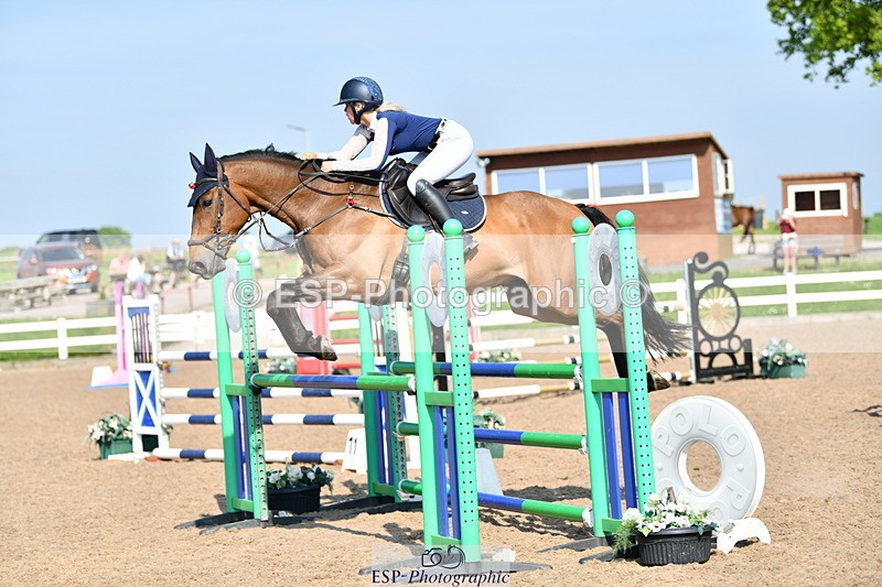 240512A-165150-19887 - Cls 44 1.05m National Am Quali