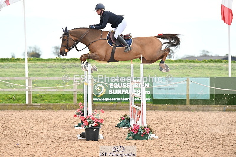 240418A-153405-04754 - Cls 9, 2 Star Big Tour 1.40m