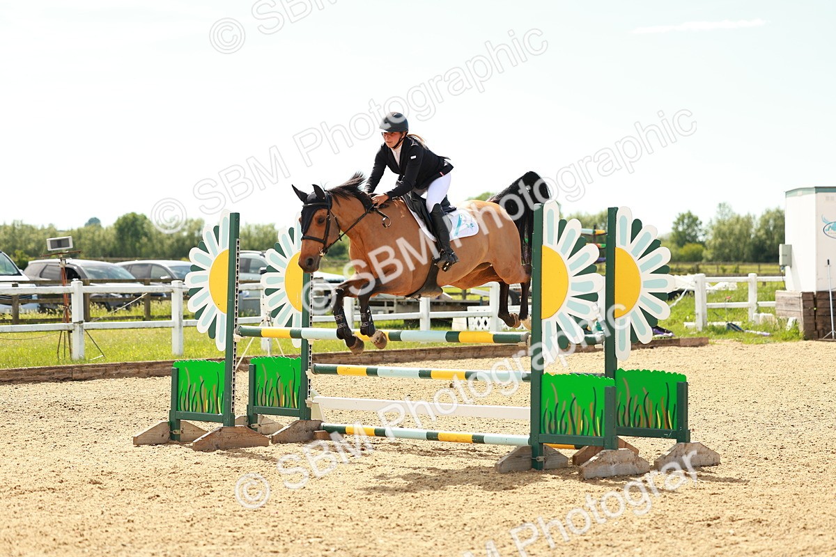 SBM_002457 - Class 4 - Senior Newcomers - 1.10m