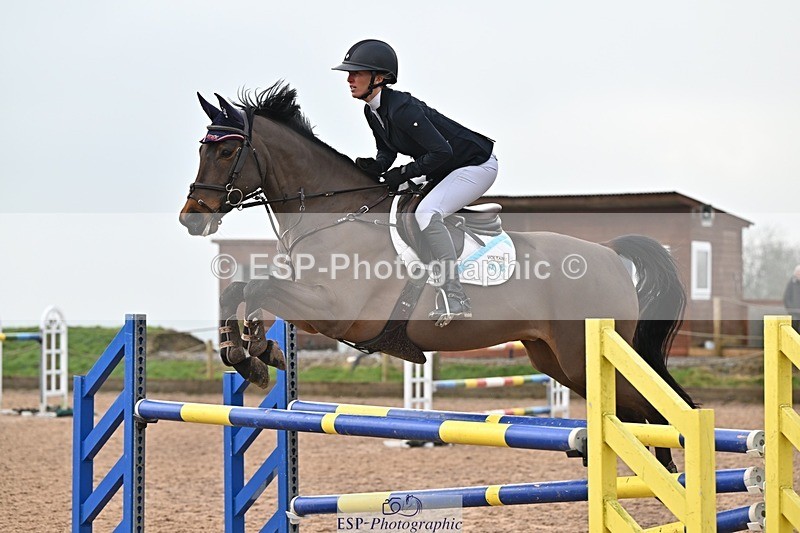 250122-140956-00582 - Cls 6 Foxhunter and 1.20m