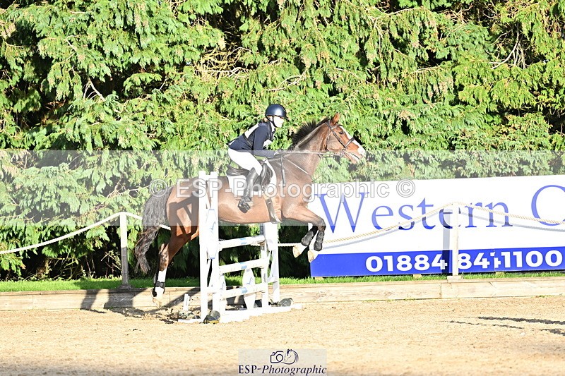 251005A-172515-05339 - Cls 11 Open 1m-1.05m