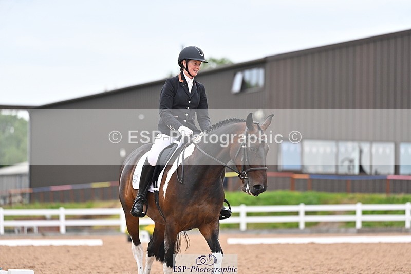 240817A-151806-10247 - 191-Sarah.Tancock-Fairly.Smart