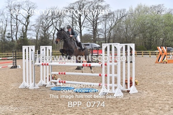 BPP_0774 - CLASS 9 SAT Senior Newcomers/ 1.10m Open