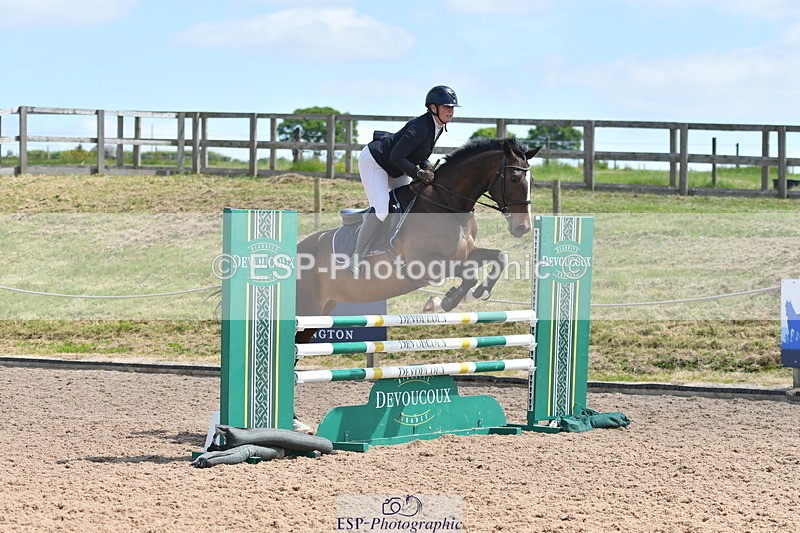 240609A-113111-04602 - Cls 17 Snr 1.05m Open