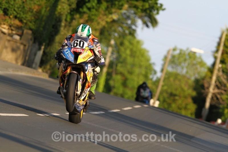 Peter Hickman* BMW / Ice Valley by Motorsave Trade - Tuesday Practice Solos