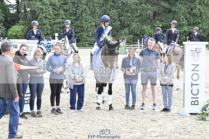 250525A-161334-18558 - Presentations Section C CCI 2 Star Long