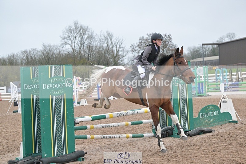 251116-104334-01151 - Cls 4 Pony British Novice and 80cm Open