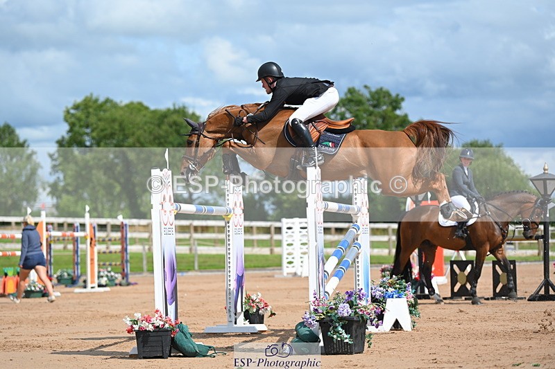 230721A-155833-07530 - Cls 10, 2 Star Big 1.45m Start to break