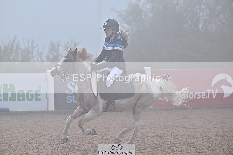 260414-155333-00127 - Cls 3+4 Club and Schools 60cm