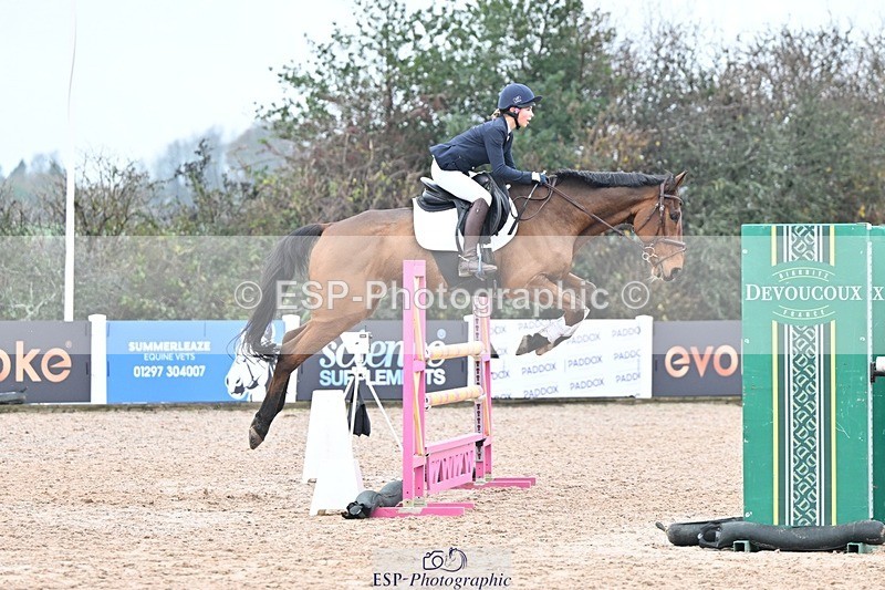 251115-135638-00958 - Cls 16-18 Children on Horses