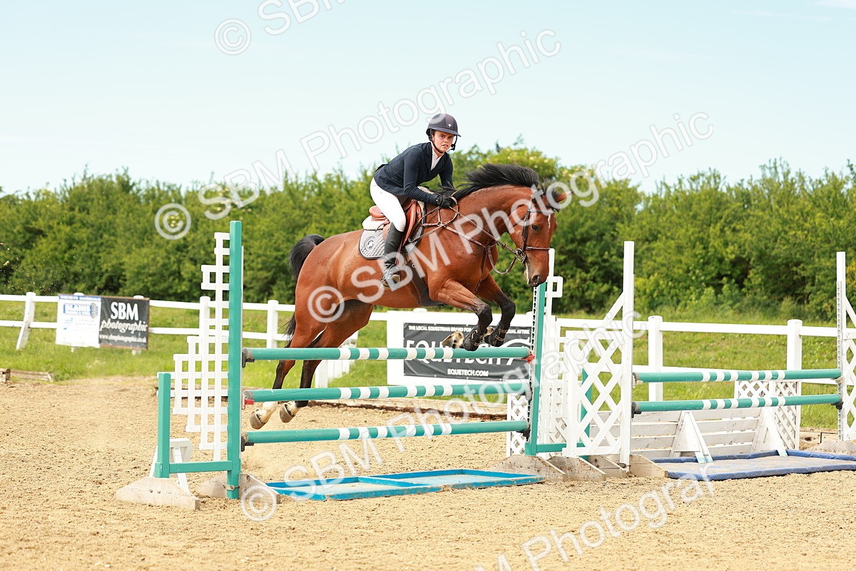 SBM_002192 - Class 4 - Senior Newcomers - 1.10m