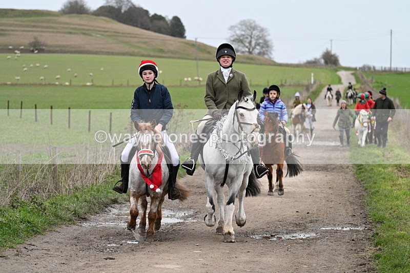 WJ7_1303 - Walk Home