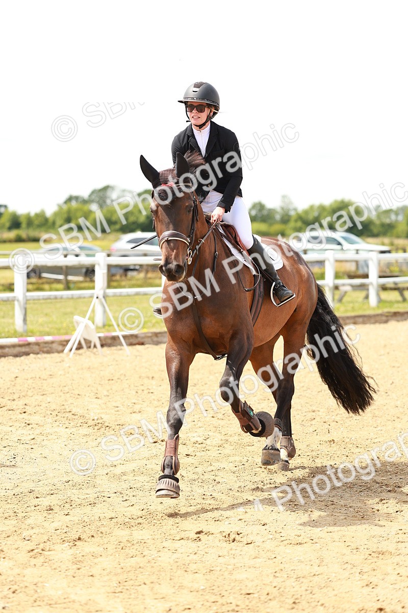 SBM_002604 - Class 12 - 1.05m Amateur Championship Qualifier