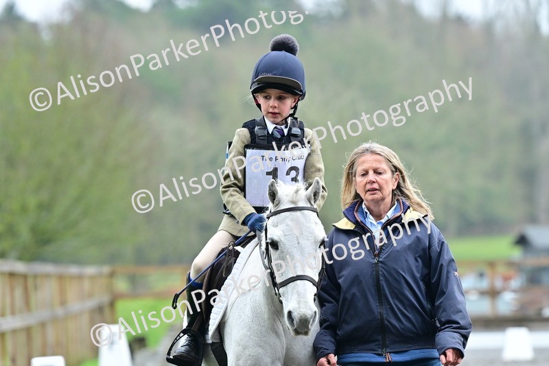 20260125-0901 - Class 9a - Walk Trot Assisted