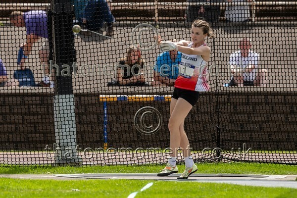 SIAB23-913107 - Field Female Set One