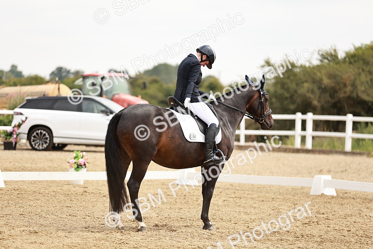 SBM_002954 - Class 6 - Novice 6 Silver - 11.34-12.20