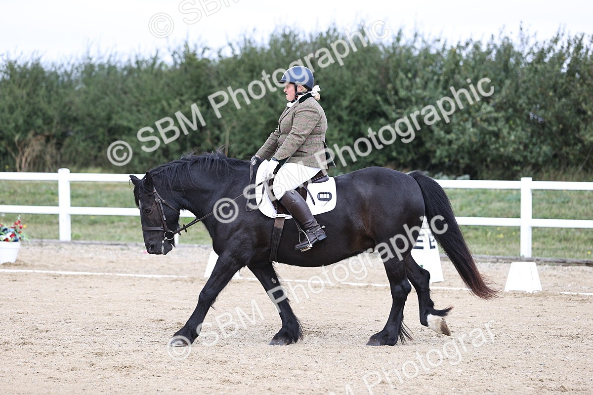 SBM_016744 - Class 14 Novice 23 - 11.53-12.56