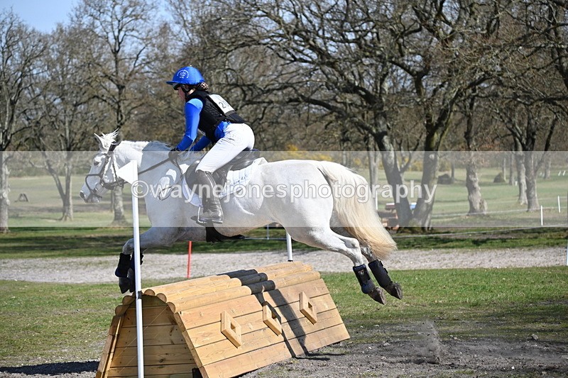 WJ6_2651 - Time 11:00 to 11:24