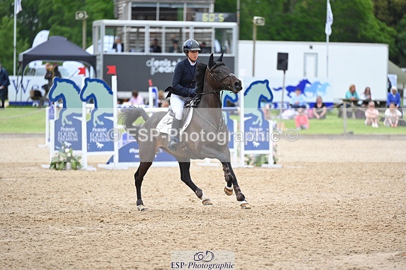 240525-155634-17972 - 540-OPPOSITION_HERALDIK_GIRL-Kirsty_Chabert