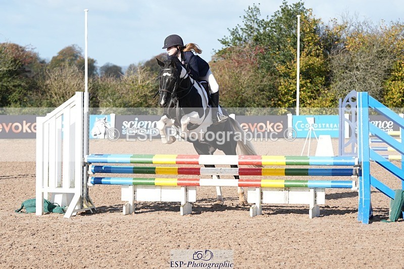 251025-110125-00102 - Chard 25th & 26th Oct BS Juniors/COH/Club/schools unaffiliated showjumping