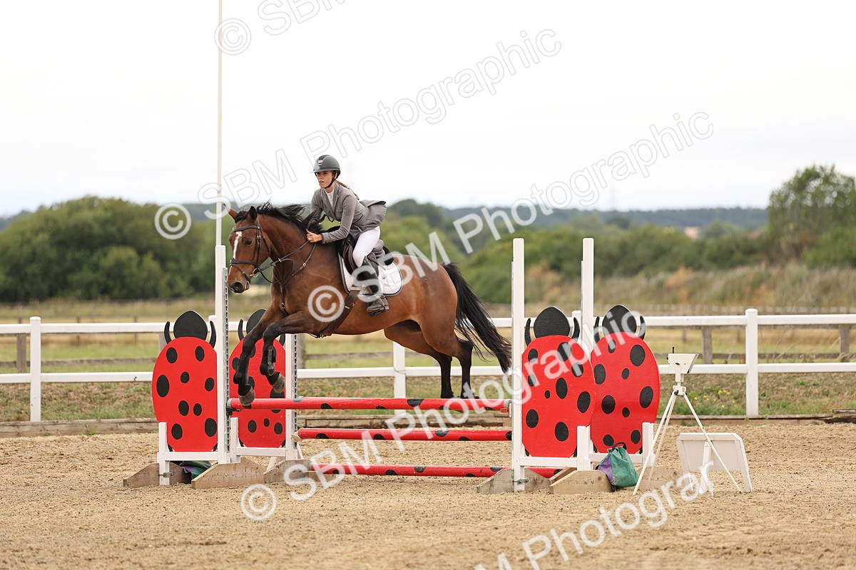 SBM_023004 - Class 1 - Clear Round