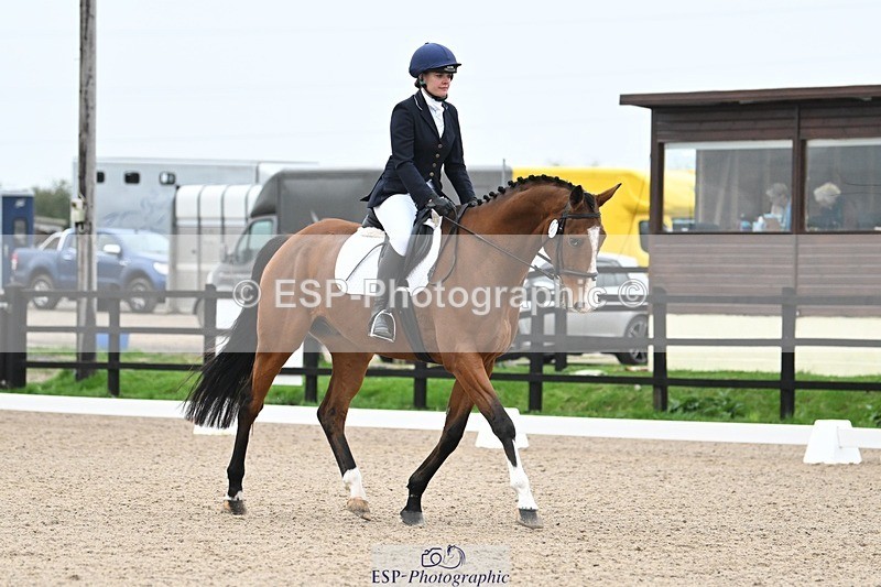 241103-091821-00143 - Intro 3 - 8.30 to 9.30