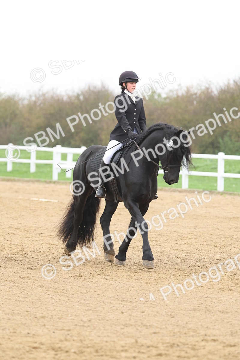 SBM_002529 - Class 5 - Novice 27