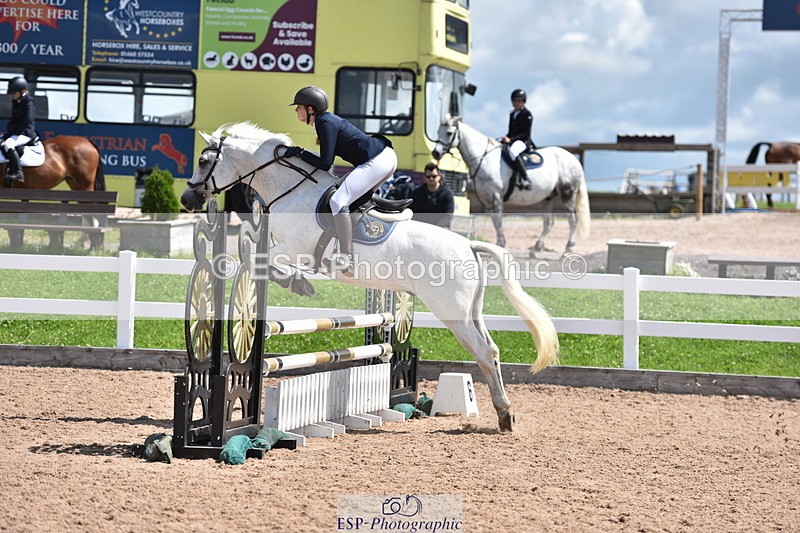 230806A-125926-01871 - Cls 20 Pony Discovery & 90cm Open