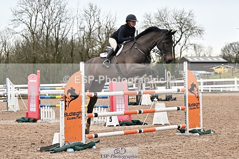 250129-135456-00506 - Cls 06 Foxhunter & 1.20m Open