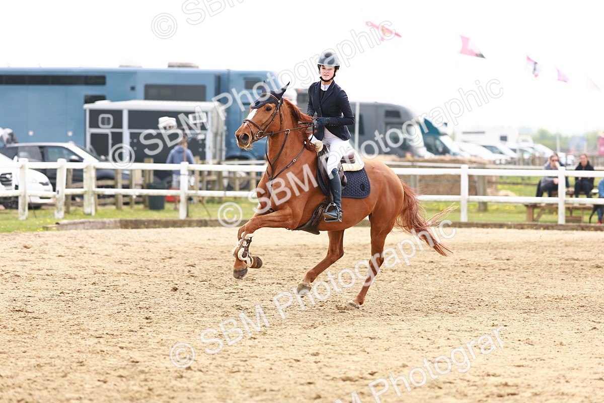  - Class 18 - Senior Newcomers - 1.10m