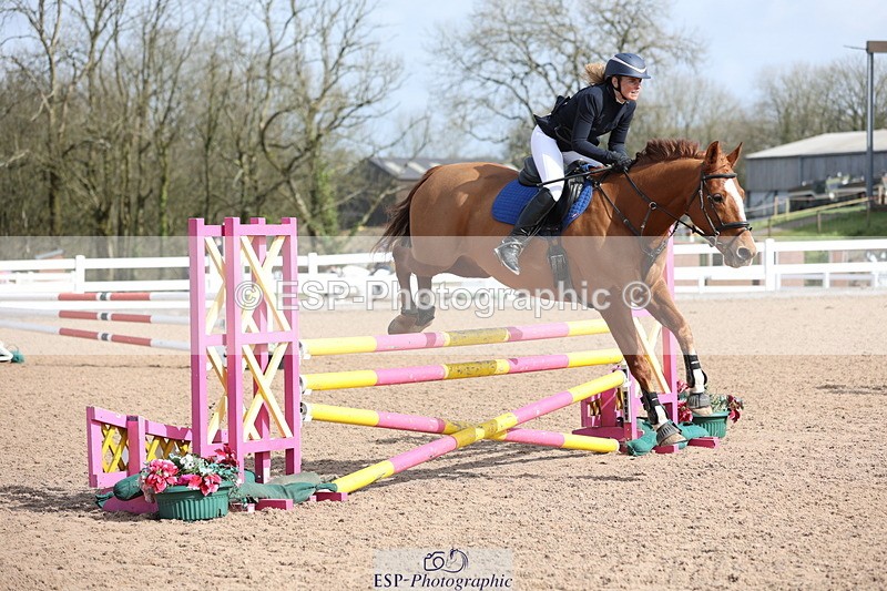 240406A-105740-02928 - Cls 20 British Novice and 90cm Open