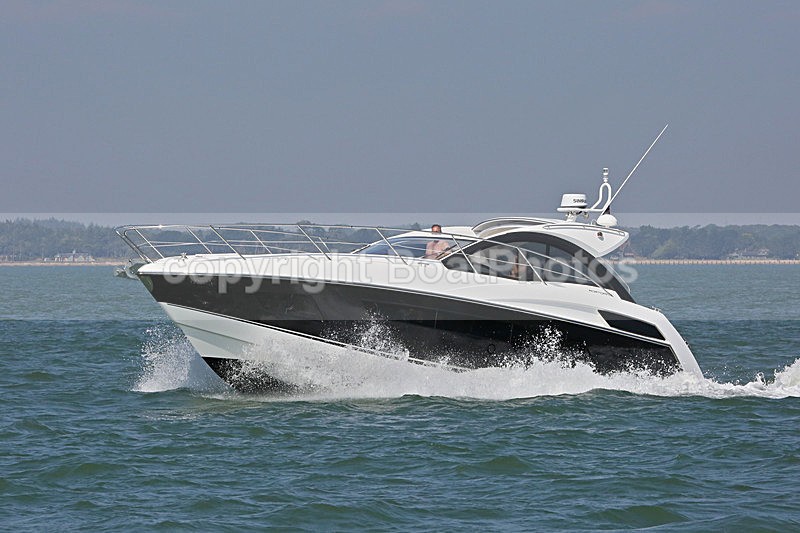 160817 TITOUNETTE - SUNSEEKER PORTOFINO Y92A4137 - Motorboats - Hardtop