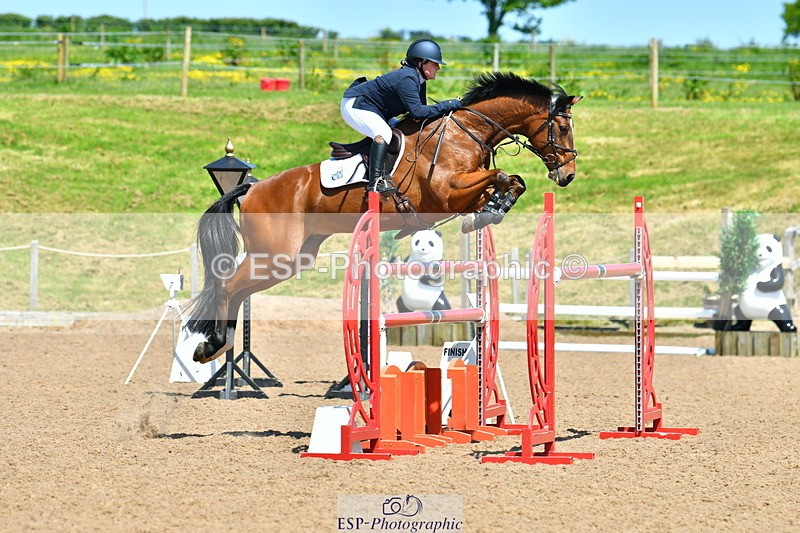 230527A-141306-04944 - Cls 17 National 1.30m Open