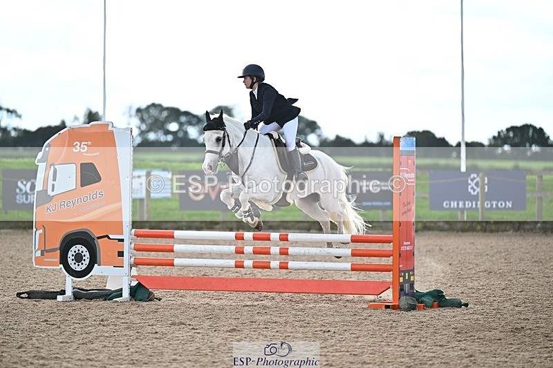 250921-153134-04010 - Cls 21 Pony 90cm Derby