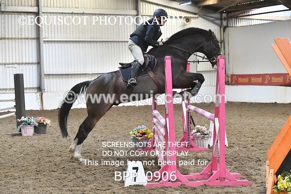 BPP_0906 - CLASS 3 Senior BritiNovice/ 90cm Open