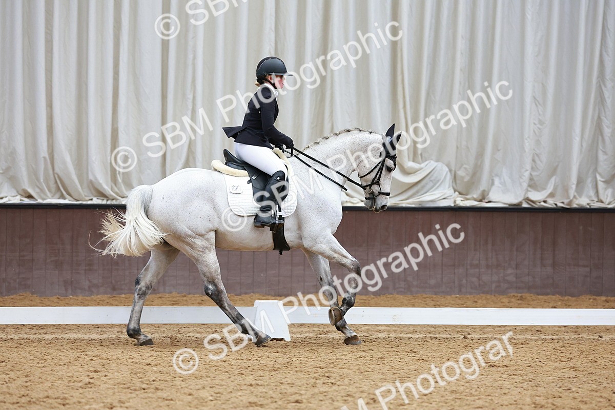 SBM_003383 - Class 11 - Novice 2