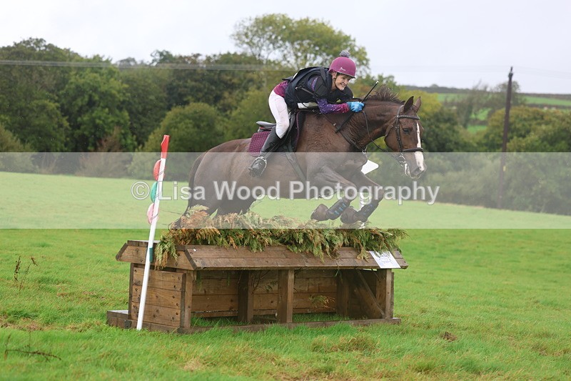 3E7A1982 - Class 4: 80cm: Box