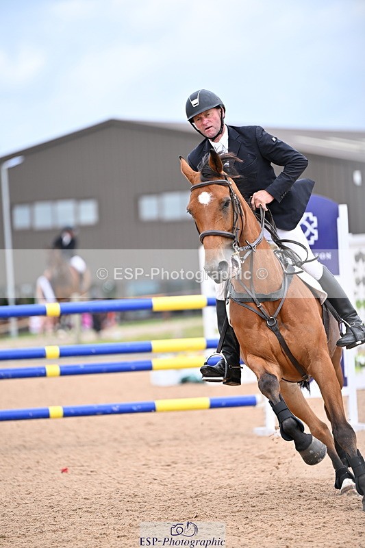 240726A-133240-01449 - Cls 3 Snr Foxhunter