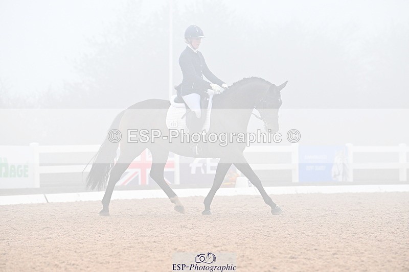 240217A-142750-03436 - 163-Anna.Johannson-Diamond.Bar