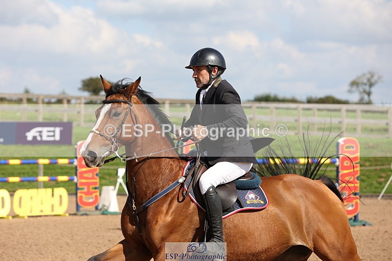 230915A-142912-02587 - Cls 5 National 1.40m