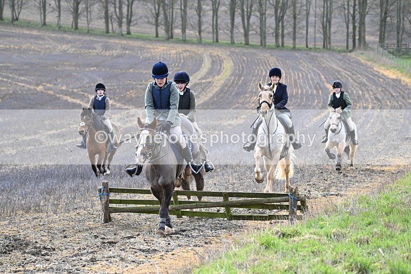 WJ6_8673 - Meet & Line One