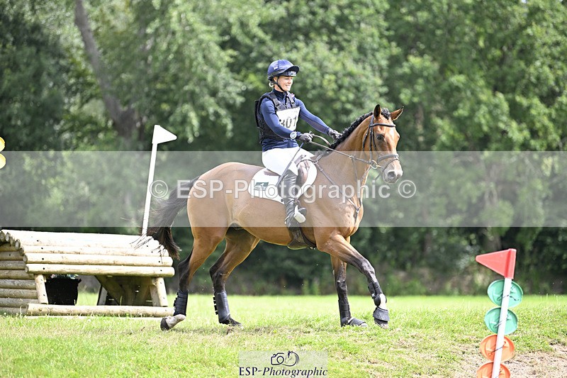 240804-115929-12207 - 301-Dani_Evans-SLEEPING_LION_TH