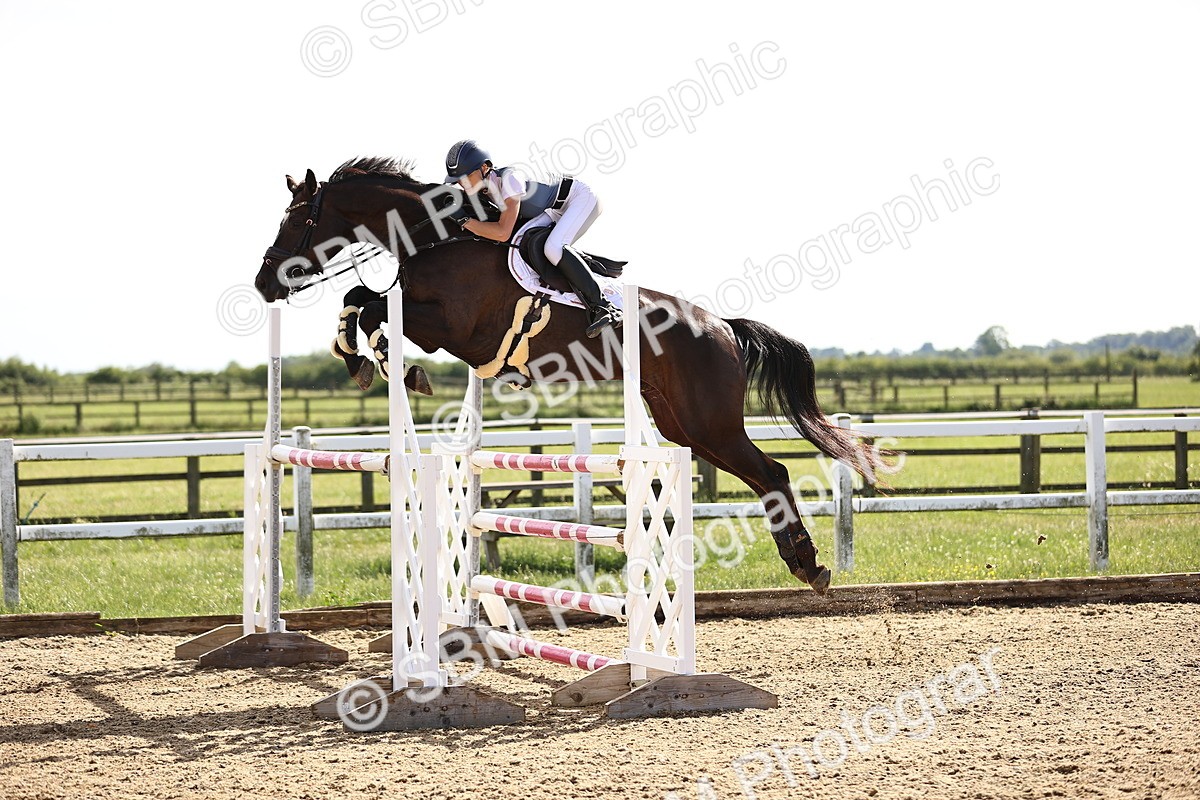 SBM_003062 - Class 5 - Senior Foxhunter - 1.20m