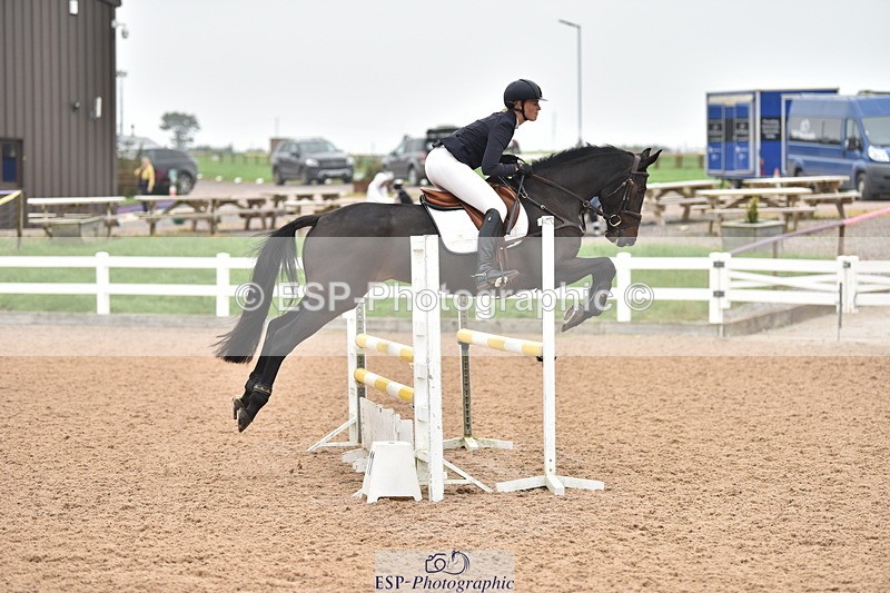 231011A-100640-00024 - Cls 1 British Novice & 90cm Open