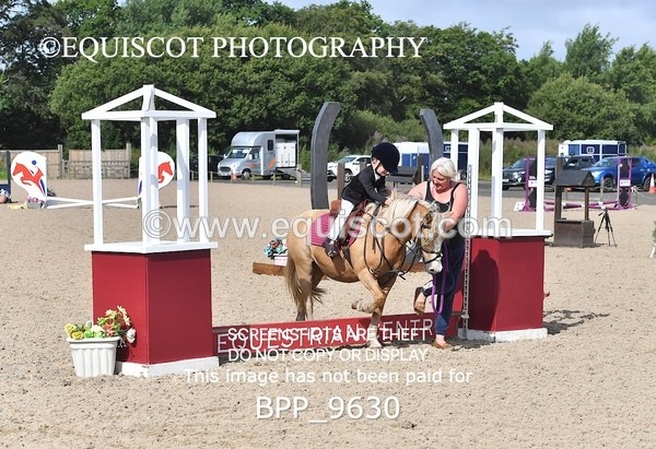 BPP_9630 - CLASS 1 SAT Derby Show Jumping 20CM,