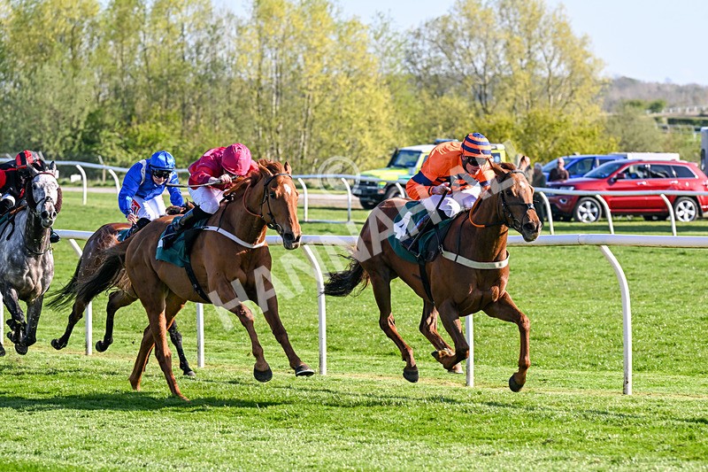 220426-Race 7-Free Pic-0962 - Race 7