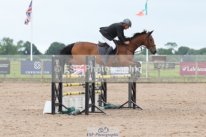 250524-095127-03973 - Cls 13  A&B 1.05m & 1.10m open